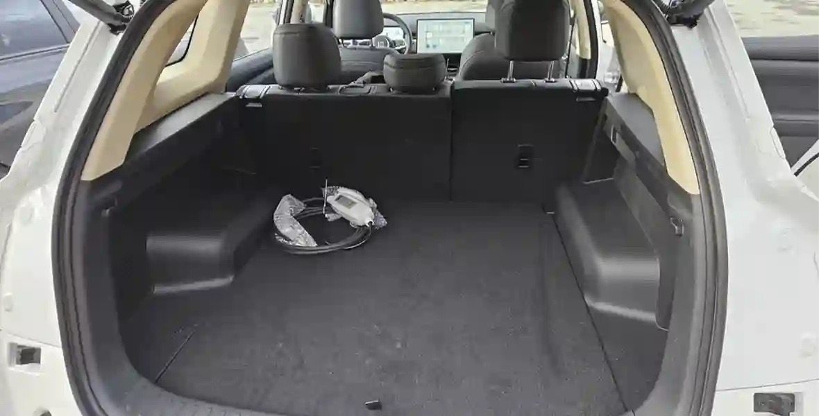 Новость EVOLUTE (На что способен самый доступный полноприводный гибрид. Наш тест-драйв EVOLUTE i‑SPACE 4×4)